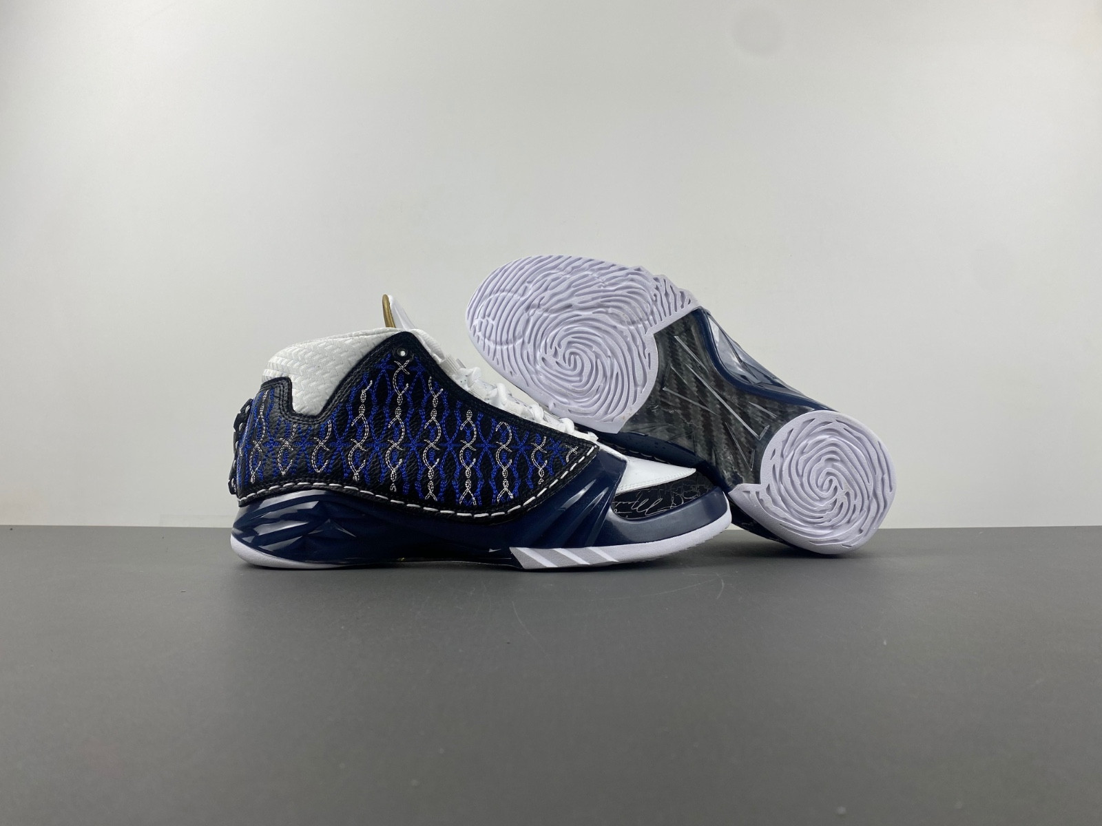 Air Jordan 23 OG ''Motorsports'' 318376-011