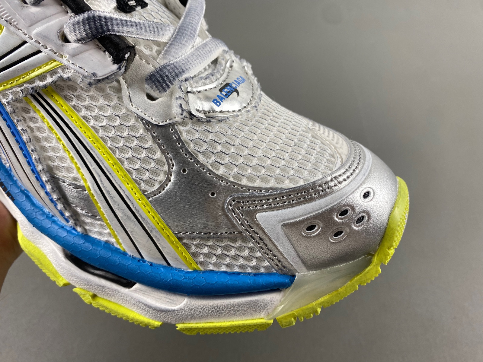 Ba*len*cia*ga runner sneaker