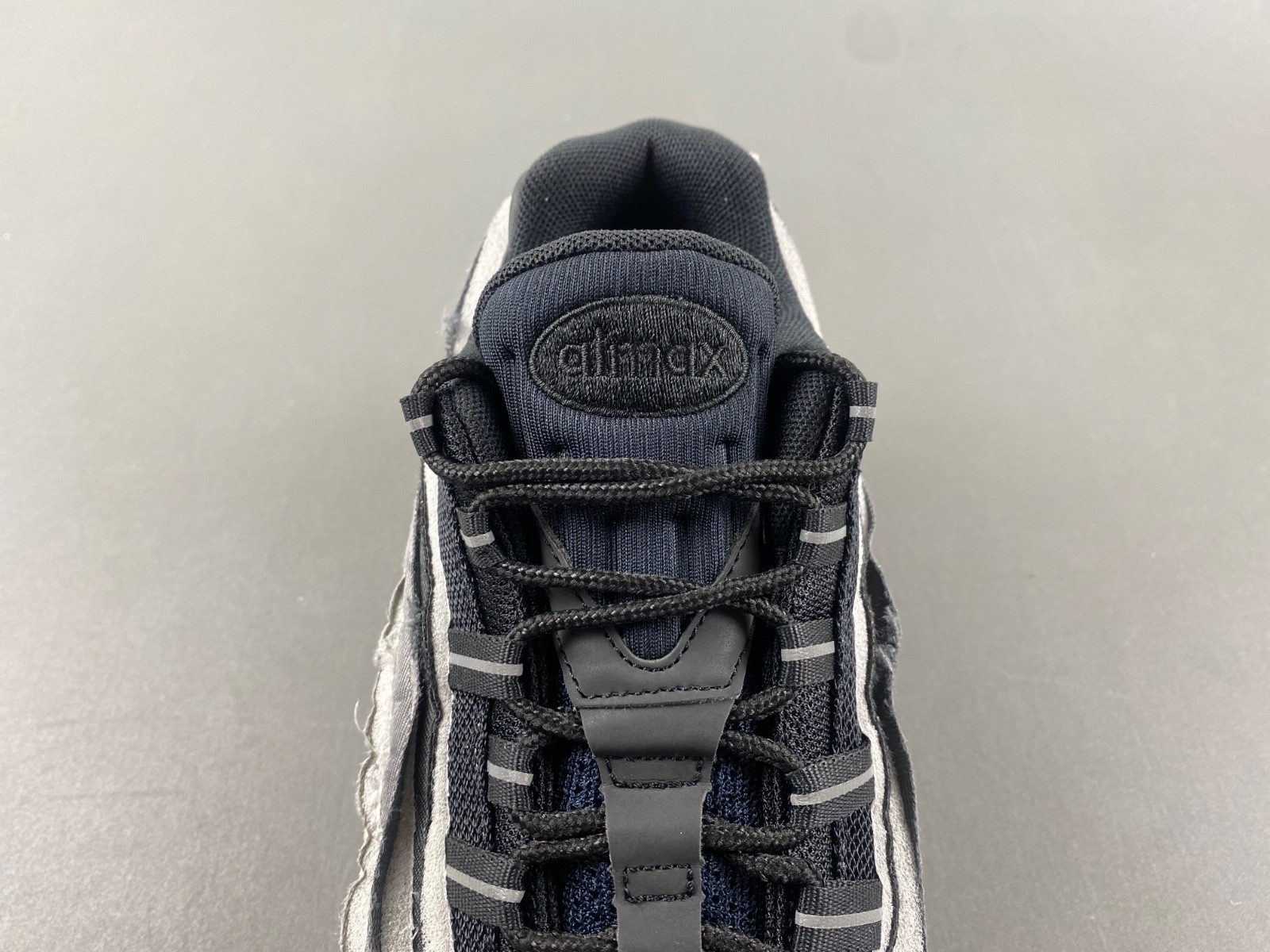 Comme des Garçons x Nike Air Max 95 Charcoal CU8406-101