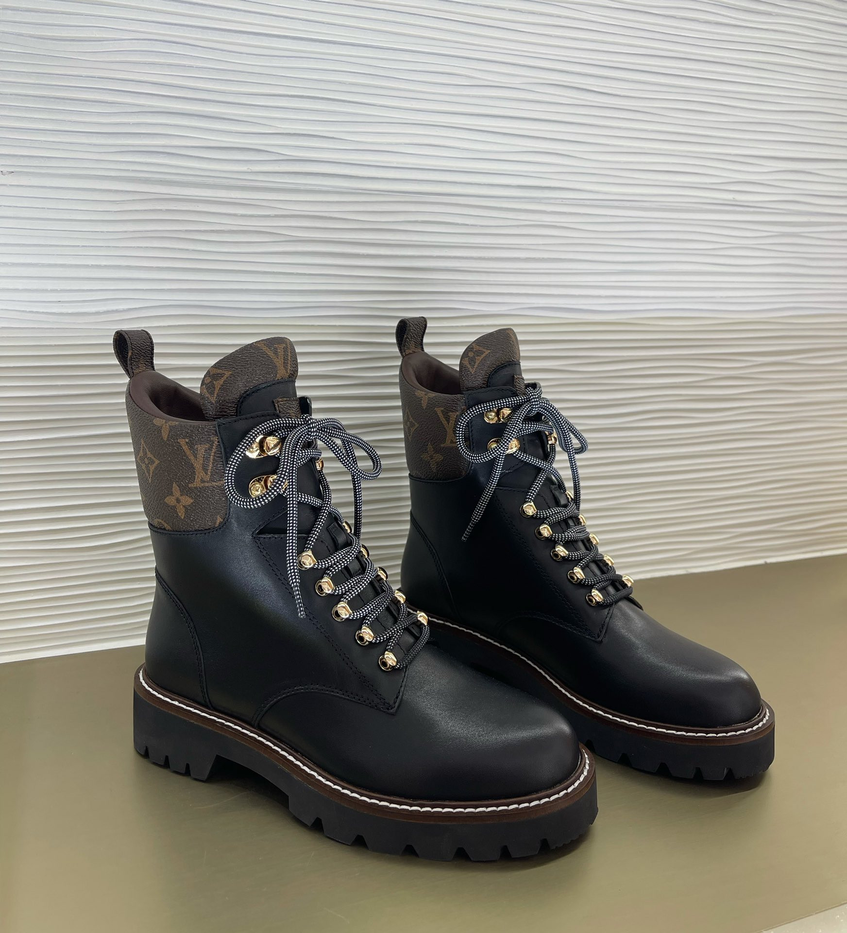 lvt boots