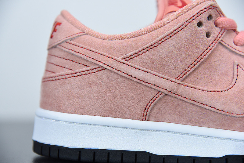 nike sb dunk low “pink pig” cv1655-600
