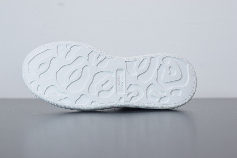 alexer mceen sneakers