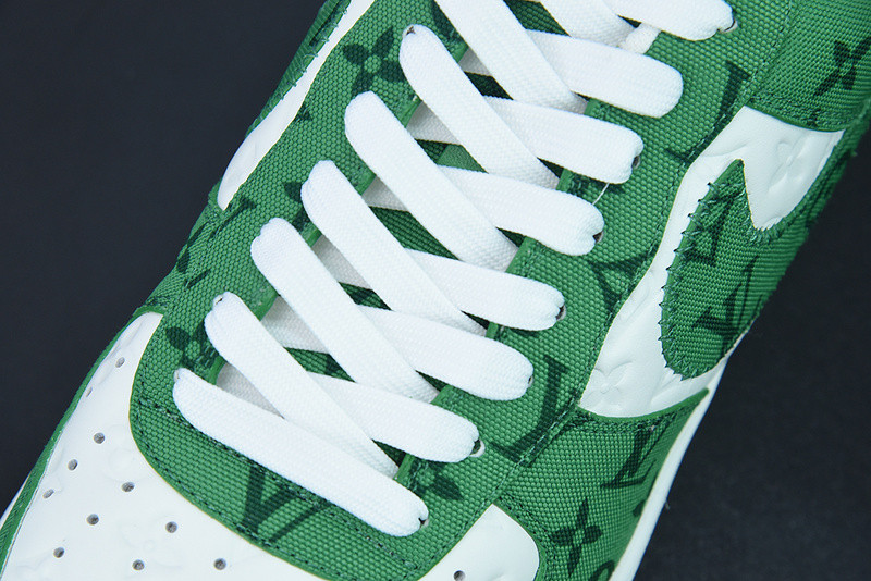 lvt x nike air force1