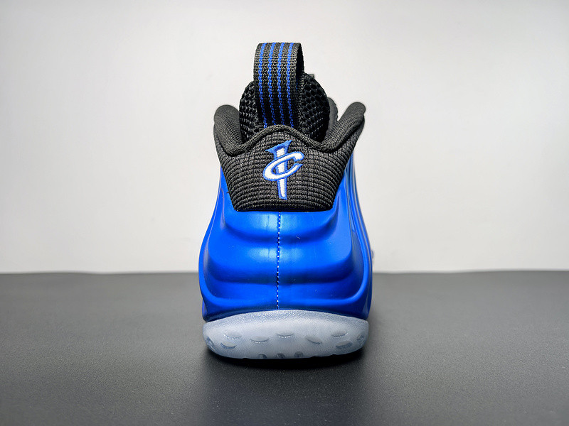 Nike Air Foamposite One “Royal” aka “International Blue” FQ8181-511