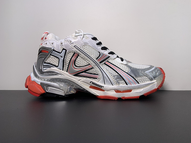 Ba*len*cia*ga runner sneaker