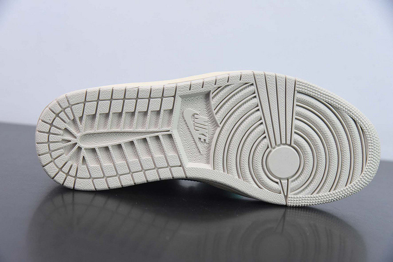 travis scott x air jordan 1 low