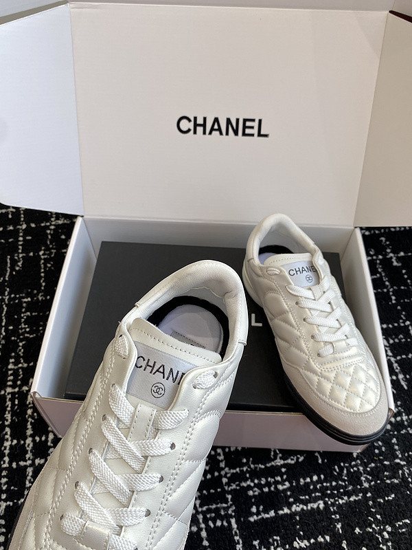 Chanel Sneaker