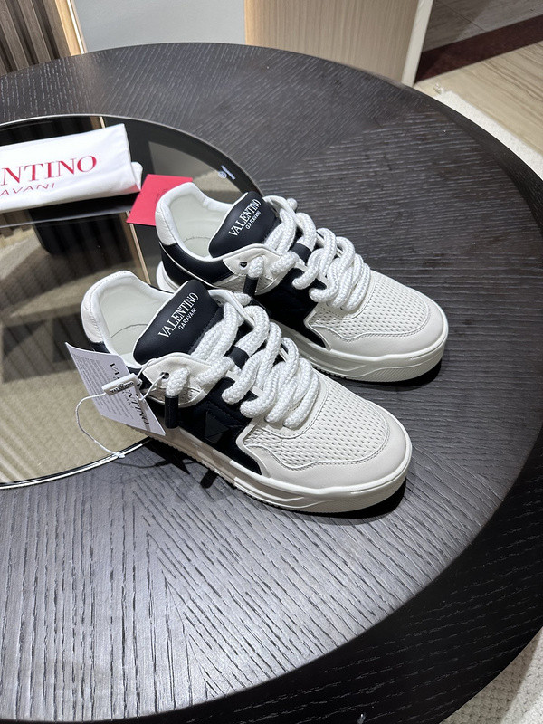 valentino sneaker