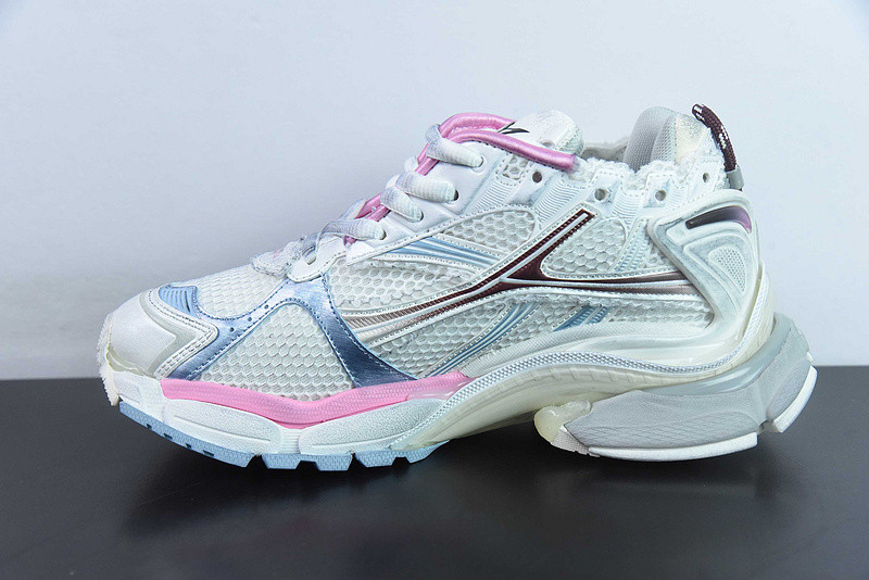 Balenciaga Runner Sneaker