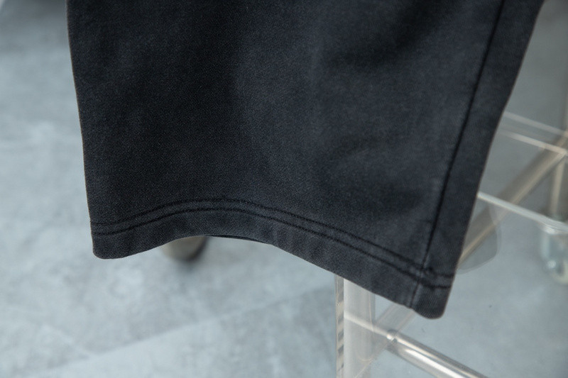 Ba*len*cia*ga clothes