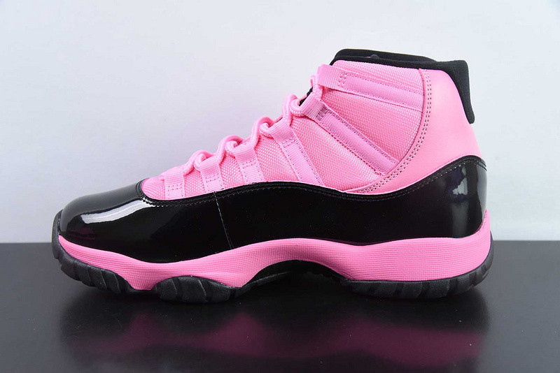 Air Jordan 11 Retro “Pink Black”