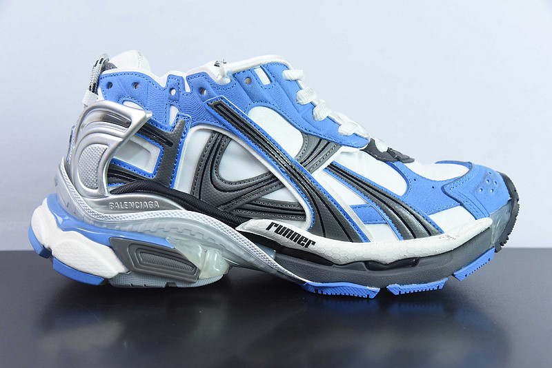 Ba*len*cia*ga runner sneaker
