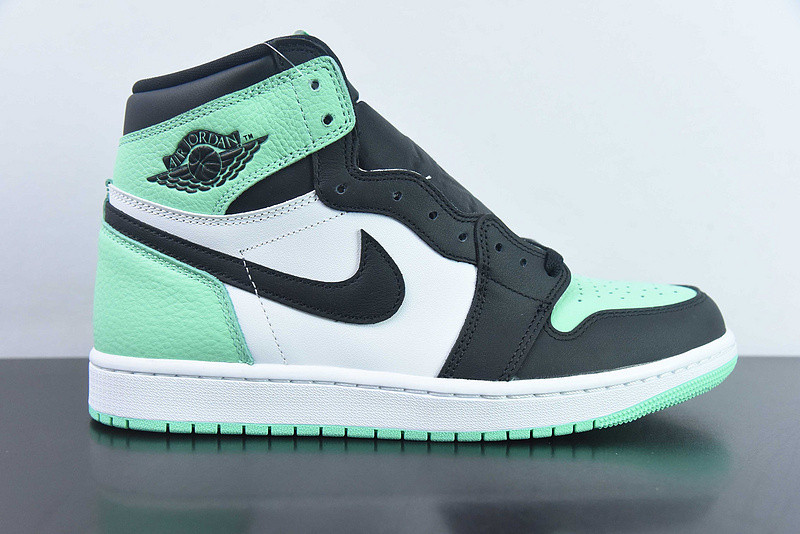air jordan 1 high og "green glow" dz5485-130