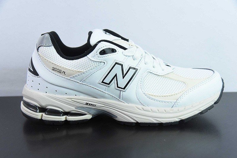 new balance sneaker
