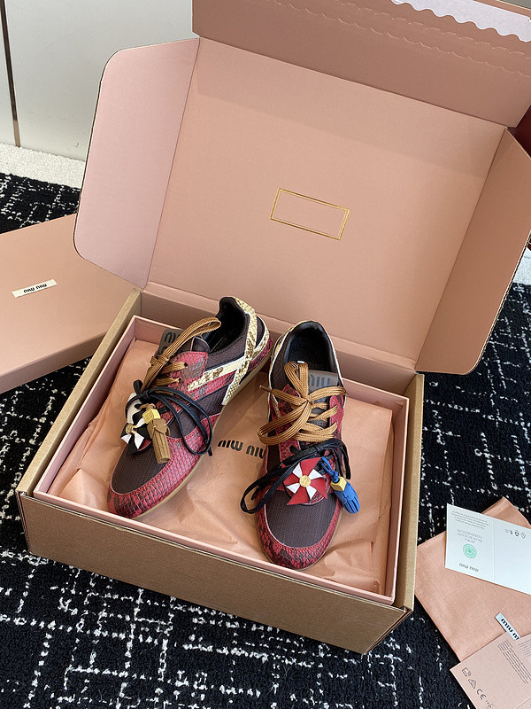 MIUMIU SNEAKER
