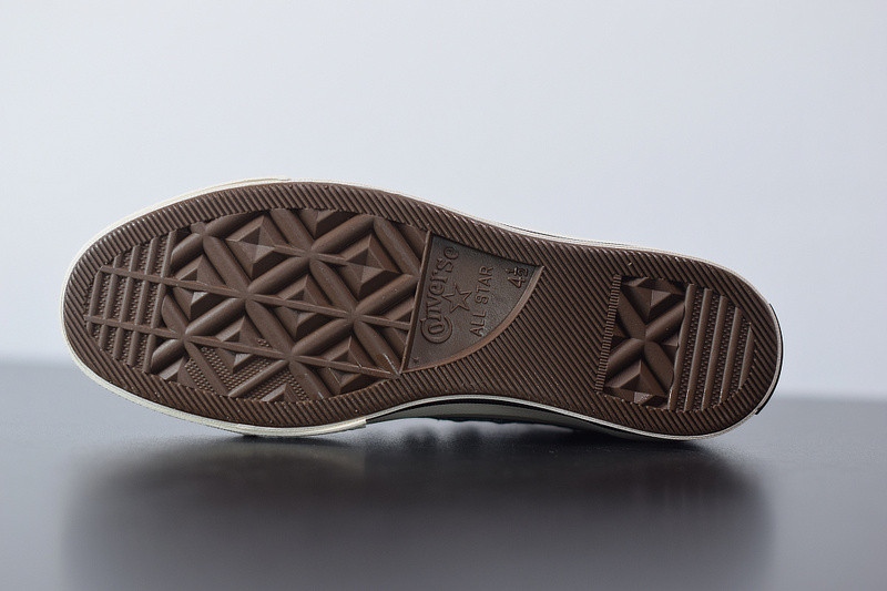 dio* x converse sneaker