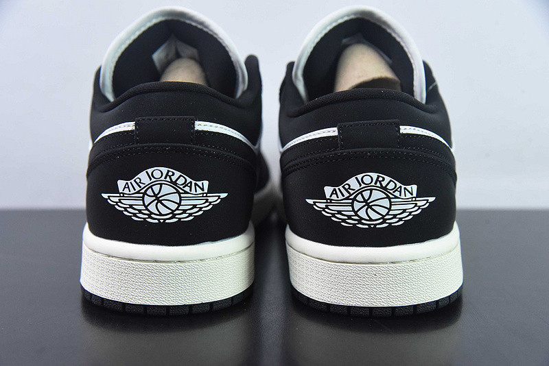 air jordan 1 low strikes up a “vintage panda” fb9893-101