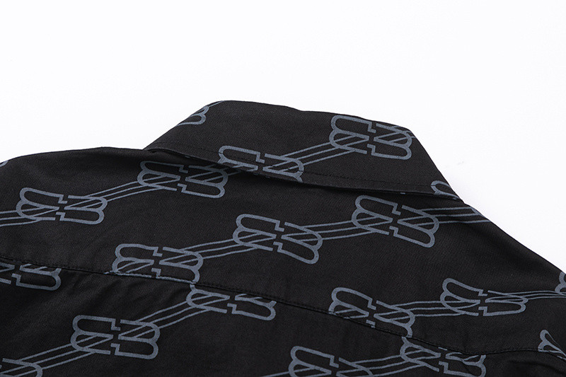 Ba*len*cia*ga clothes