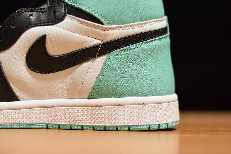 air jordan 1 retro high og nrg "igloo" 8614285-100