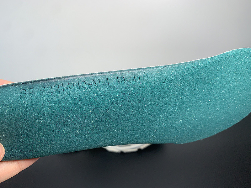 Ba*len*cia*ga runner sneaker