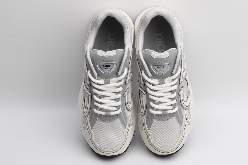 DIO* SNEAKER