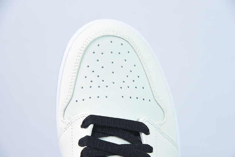 air jordan 1 mid "valentine