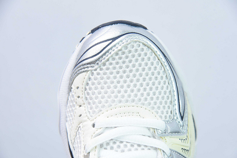 As*ic*s gel kayano 14 