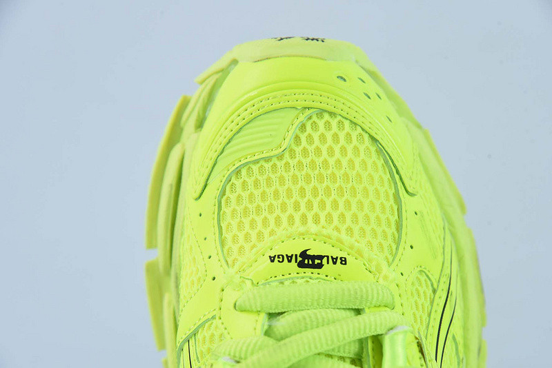 Ba*len*cia*ga runner sneaker