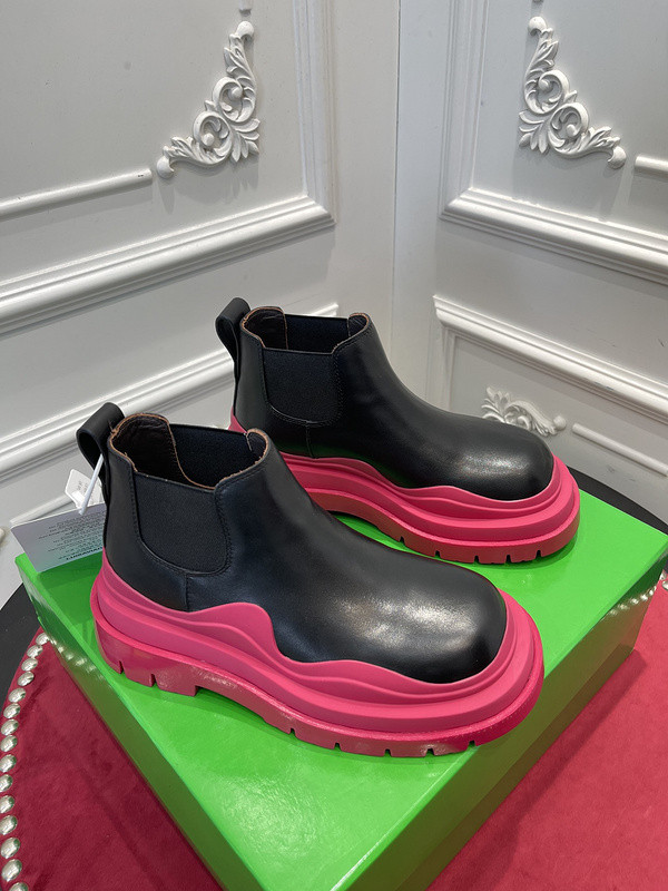 Bo*te*ga ve*ne*ta sneaker