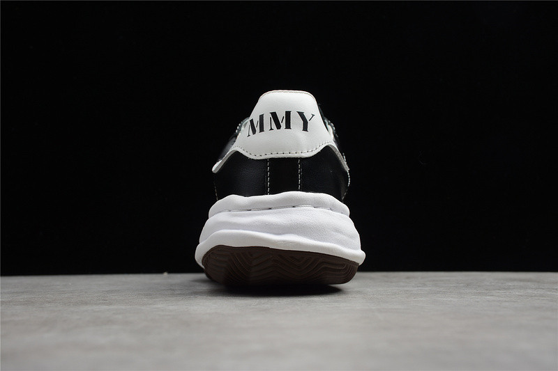 Ma*s*n mihara yasuhiro sneaker