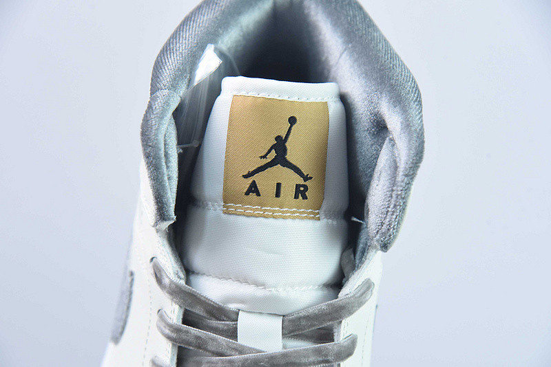 air jordan 1 mid gs "grey velvet toe" fb9899-100