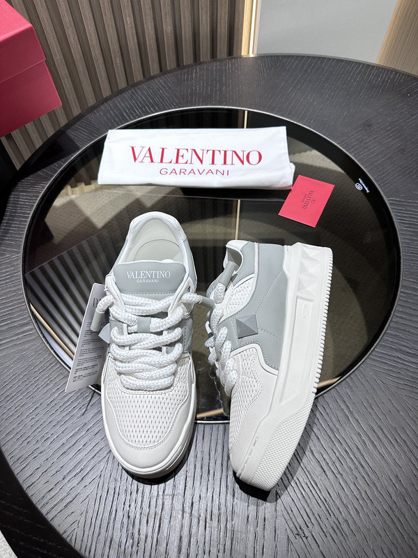 valentino sneaker