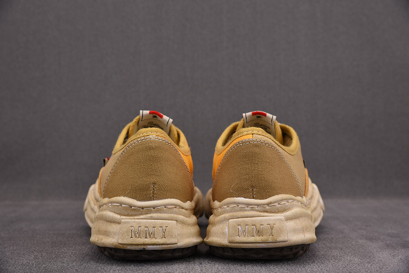 Ma*s*n mihara yasuhiro sneaker
