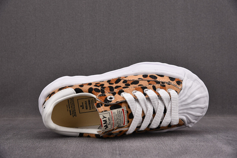 Ma*s*n mihara yasuhiro sneaker