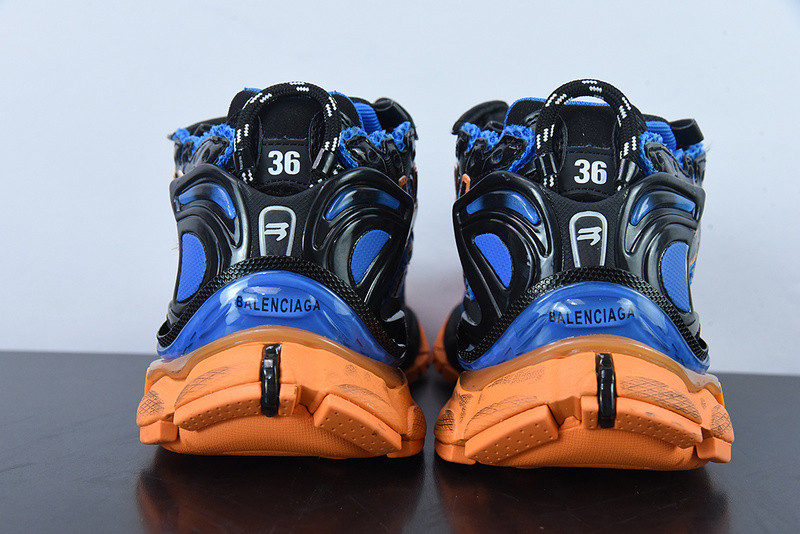 Ba*len*cia*ga runner sneaker